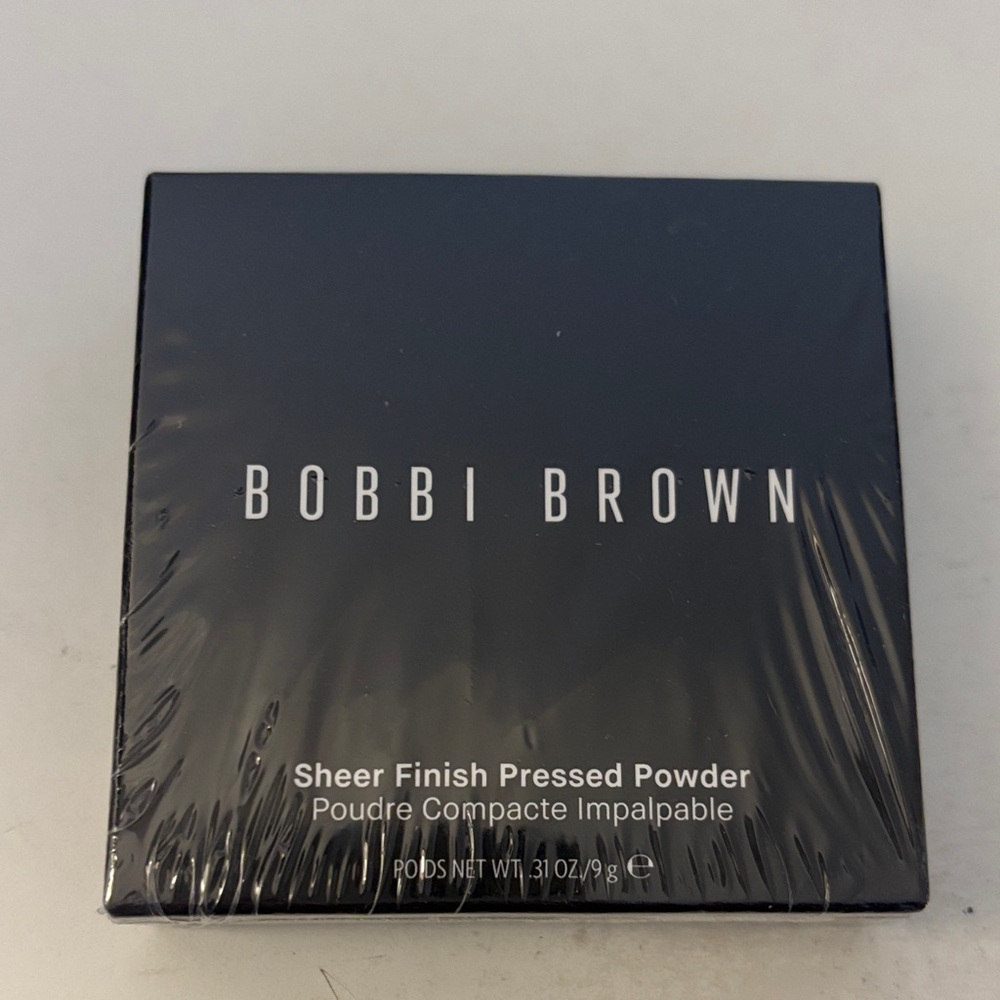 Bobbi Brown Sheer Finish Powder #pale yellow